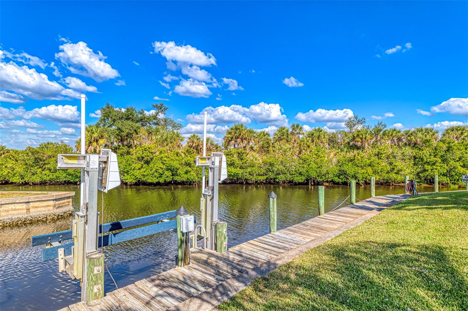 VILLAS AT HARBOUR VILLAGE - Residential