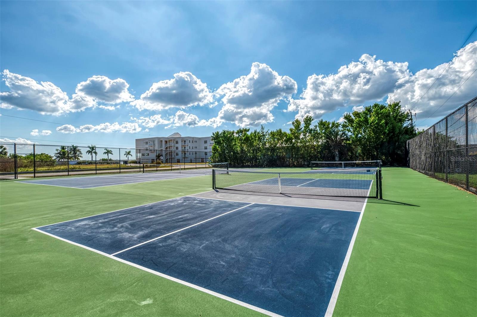 VILLAS AT HARBOUR VILLAGE - Residential