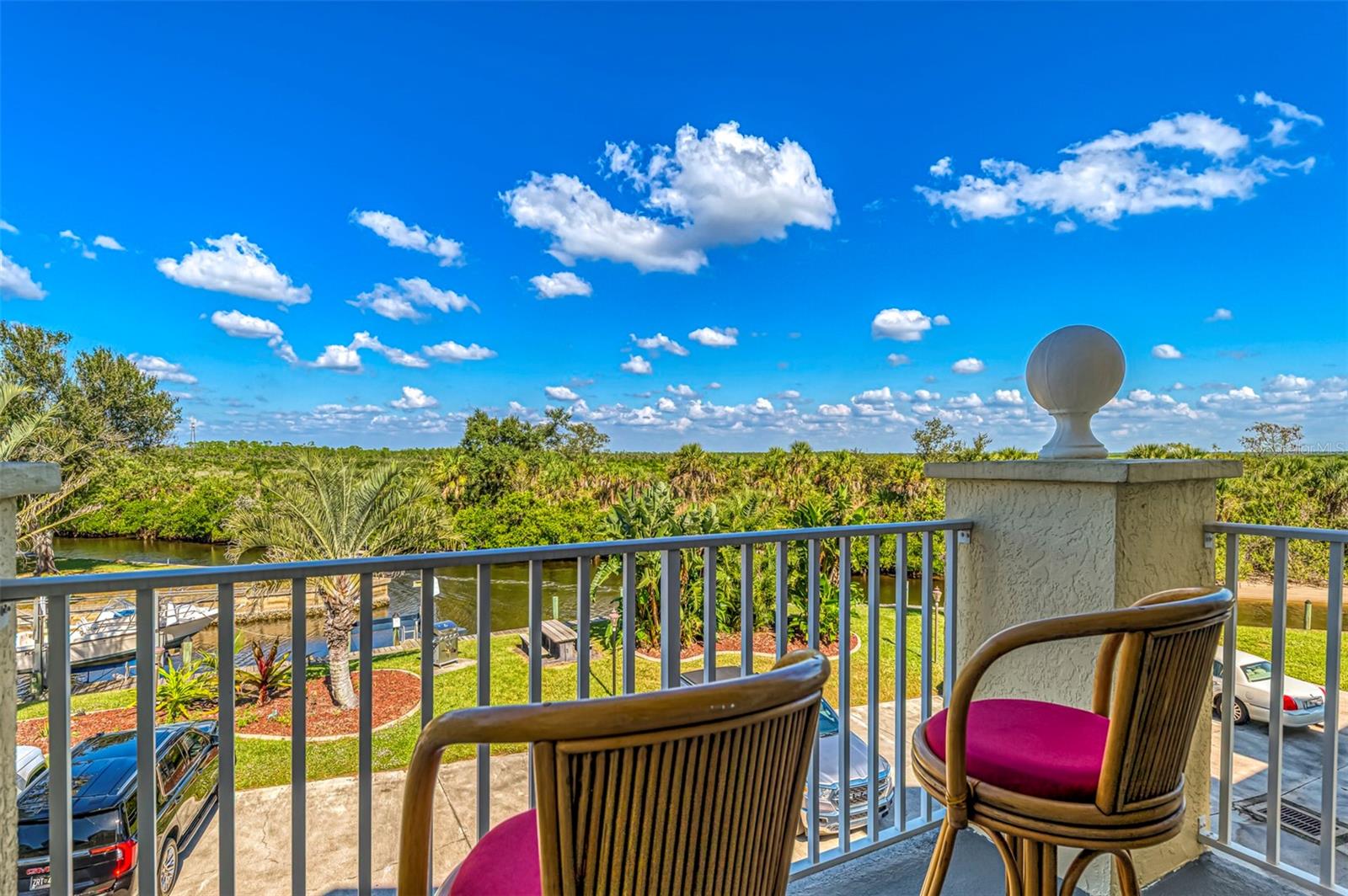 VILLAS AT HARBOUR VILLAGE - Residential