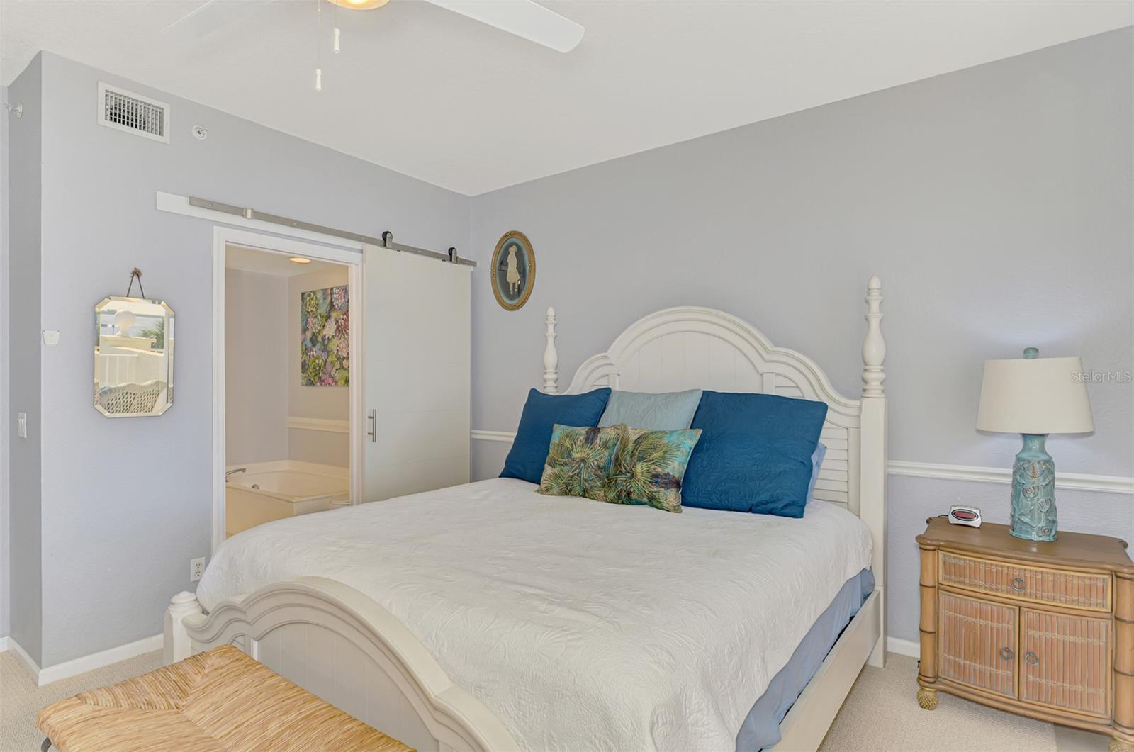 VILLAS AT HARBOUR VILLAGE - Residential