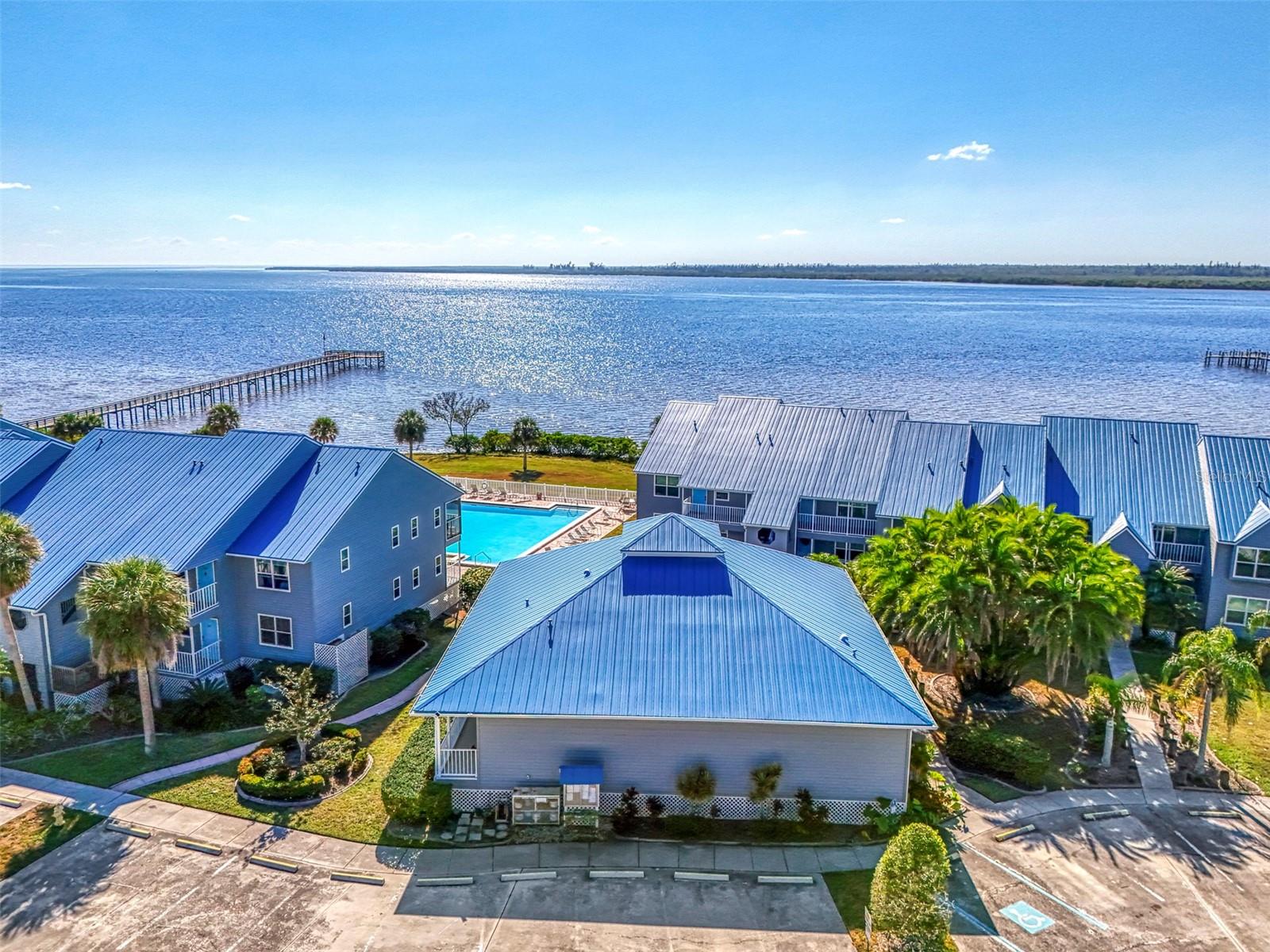 VILLAS AT HARBOUR VILLAGE - Residential