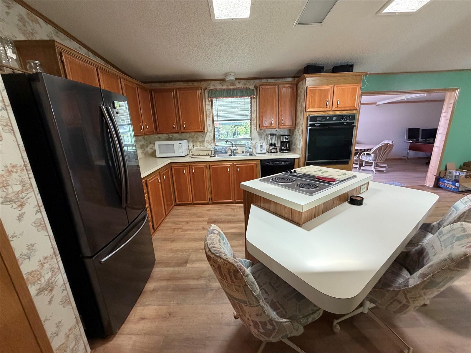 2532 AMYRIS COURT 601