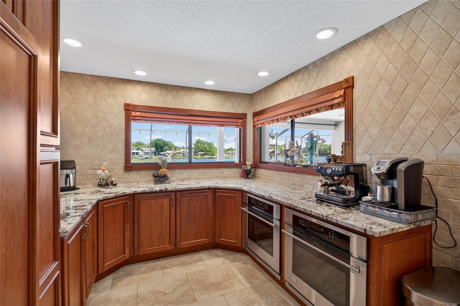 LAKE PADGETT ESTATES - Residential