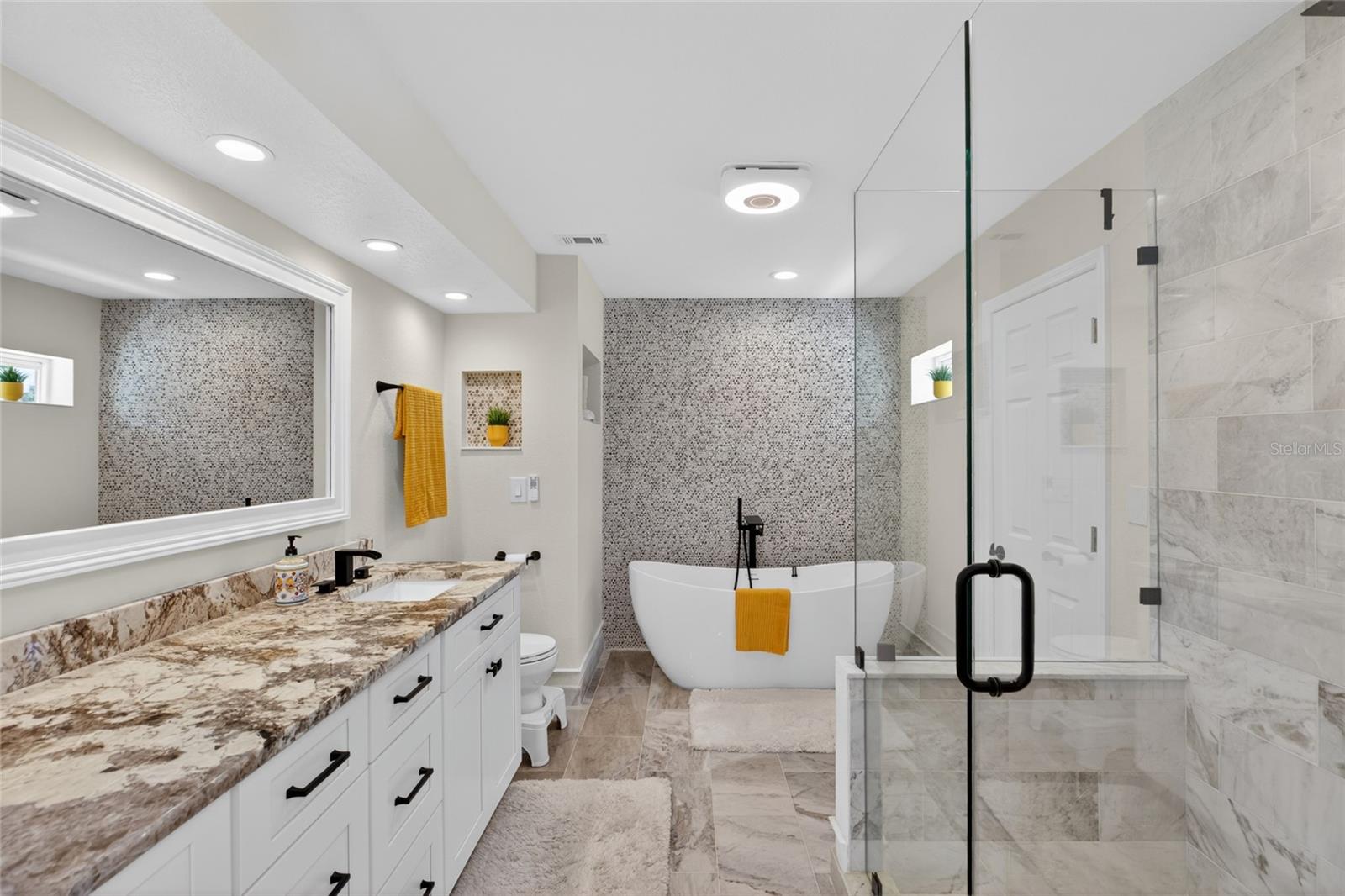 LAKE PADGETT ESTATES - Residential