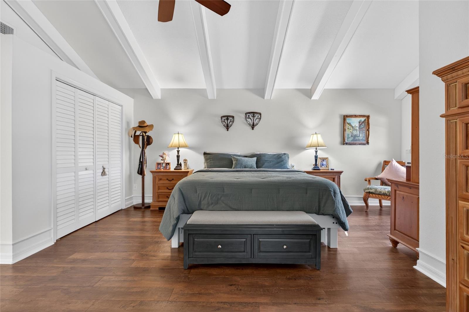 LAKE PADGETT ESTATES - Residential