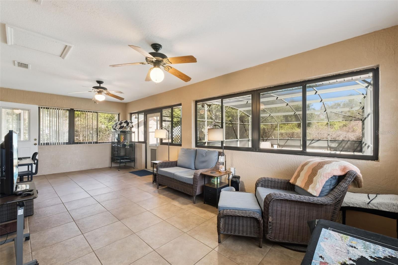 ORANGE CITY TERRACE 3RD ADDITION - Residential