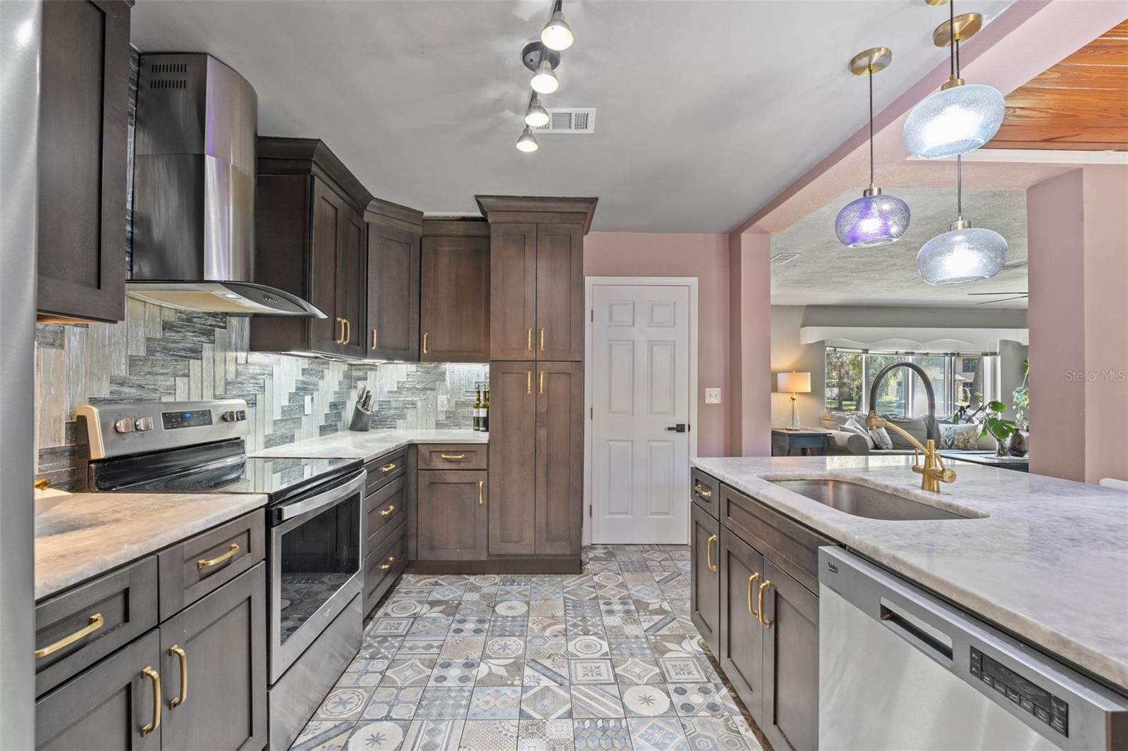 FORT MELLON 2ND SEC - Residential