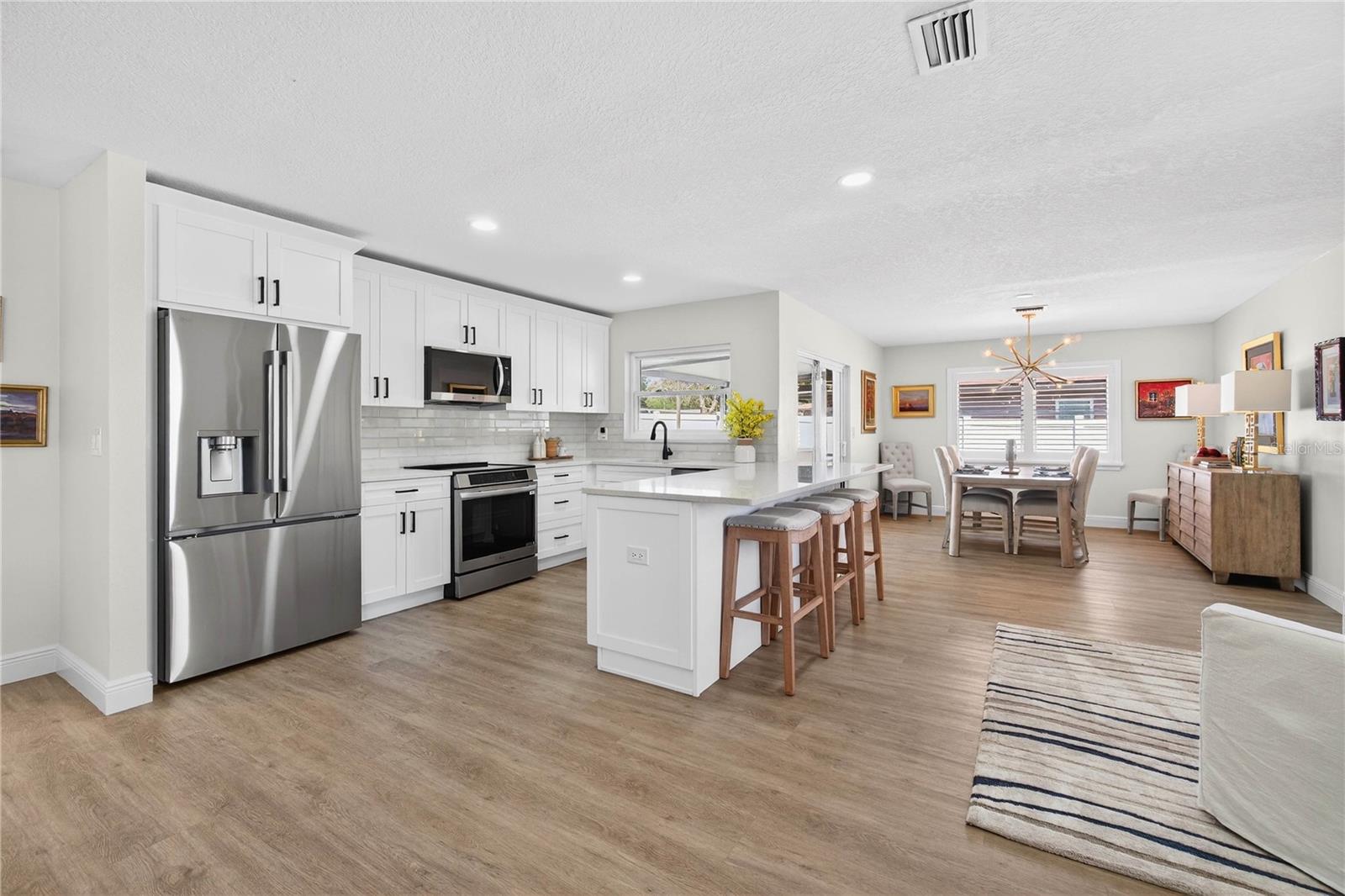 1222 RANCHWOOD DRIVE E