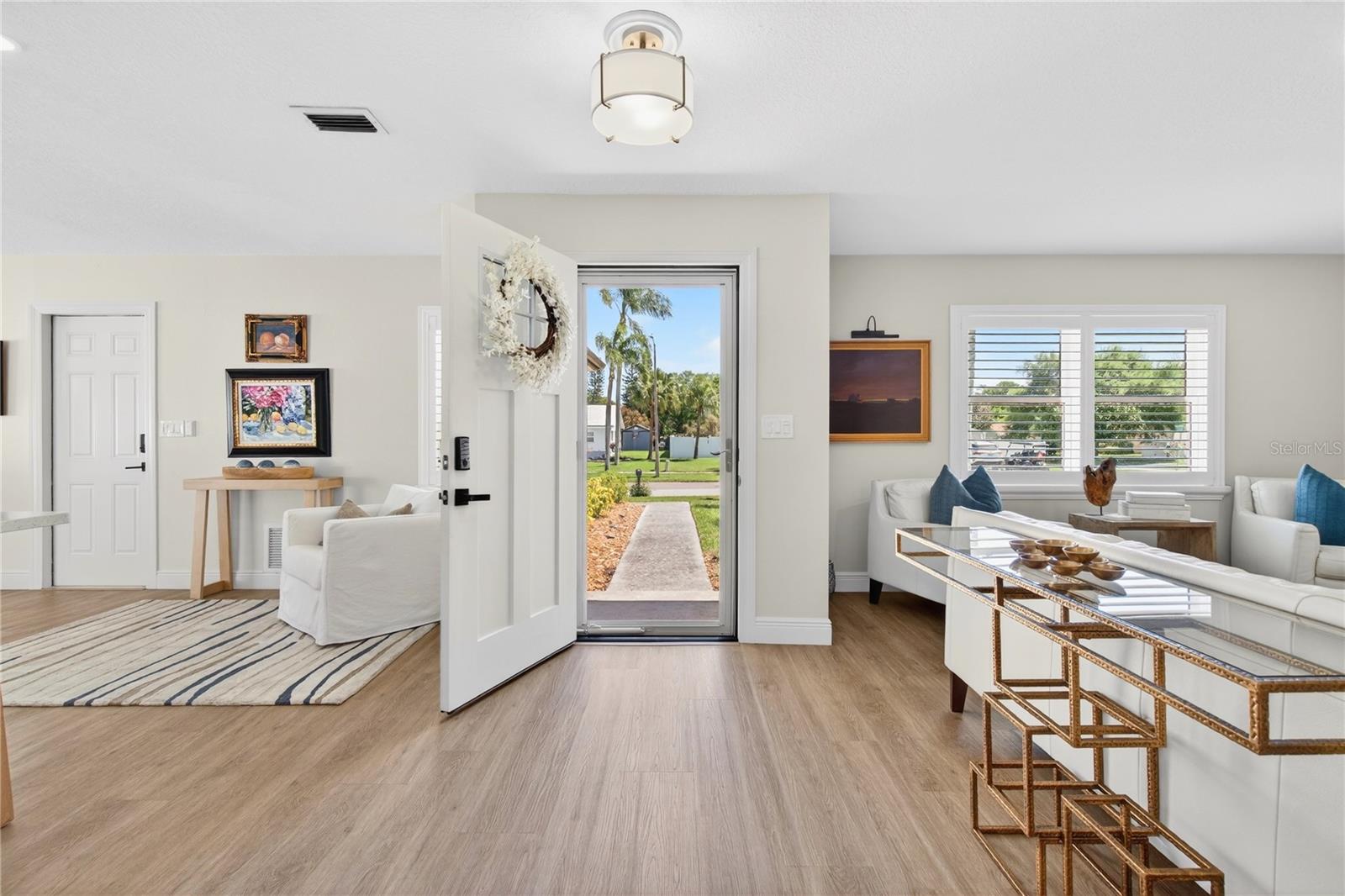 1222 RANCHWOOD DRIVE E