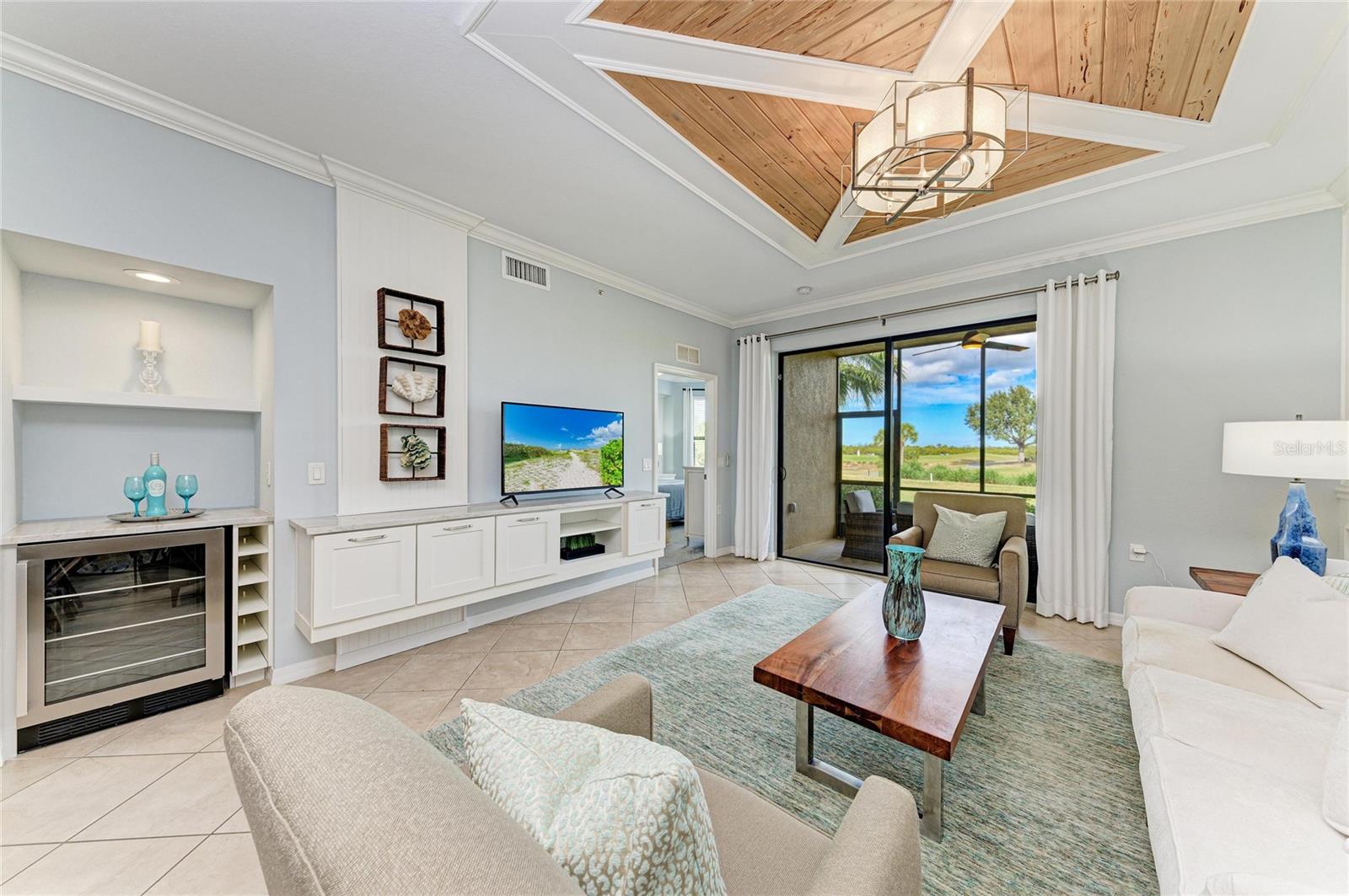 RIVER STRAND - Residential