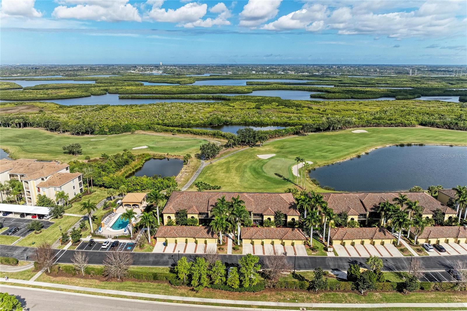 RIVER STRAND - Residential