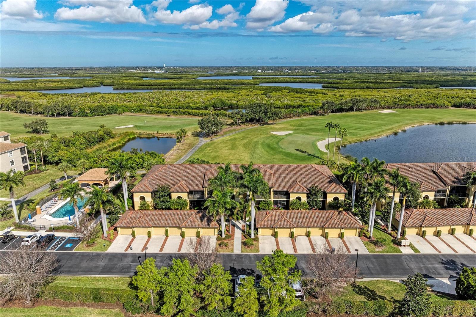 RIVER STRAND - Residential