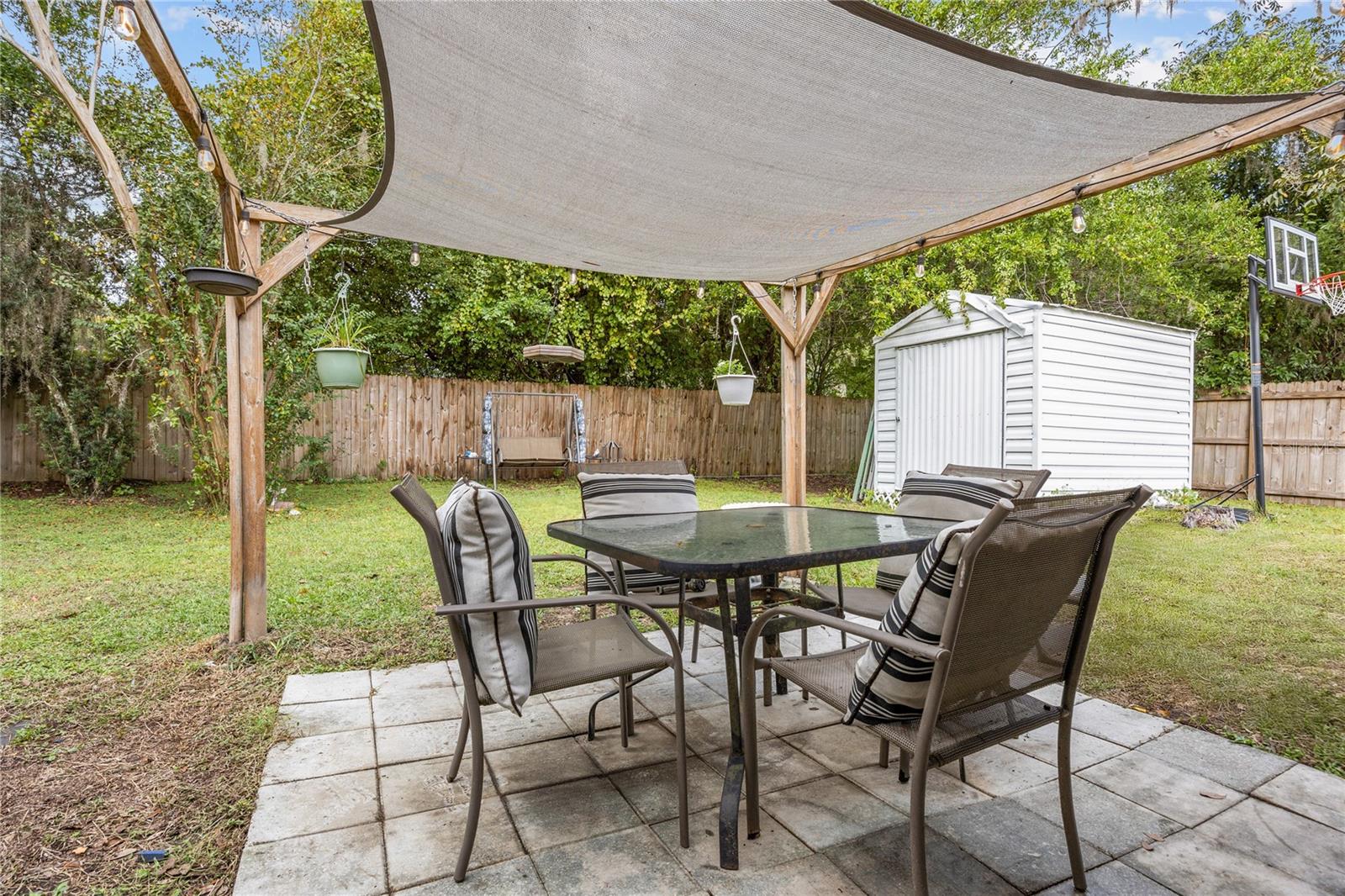 ALACHUA REALTY CO ADD TO ALACHUA - Residential