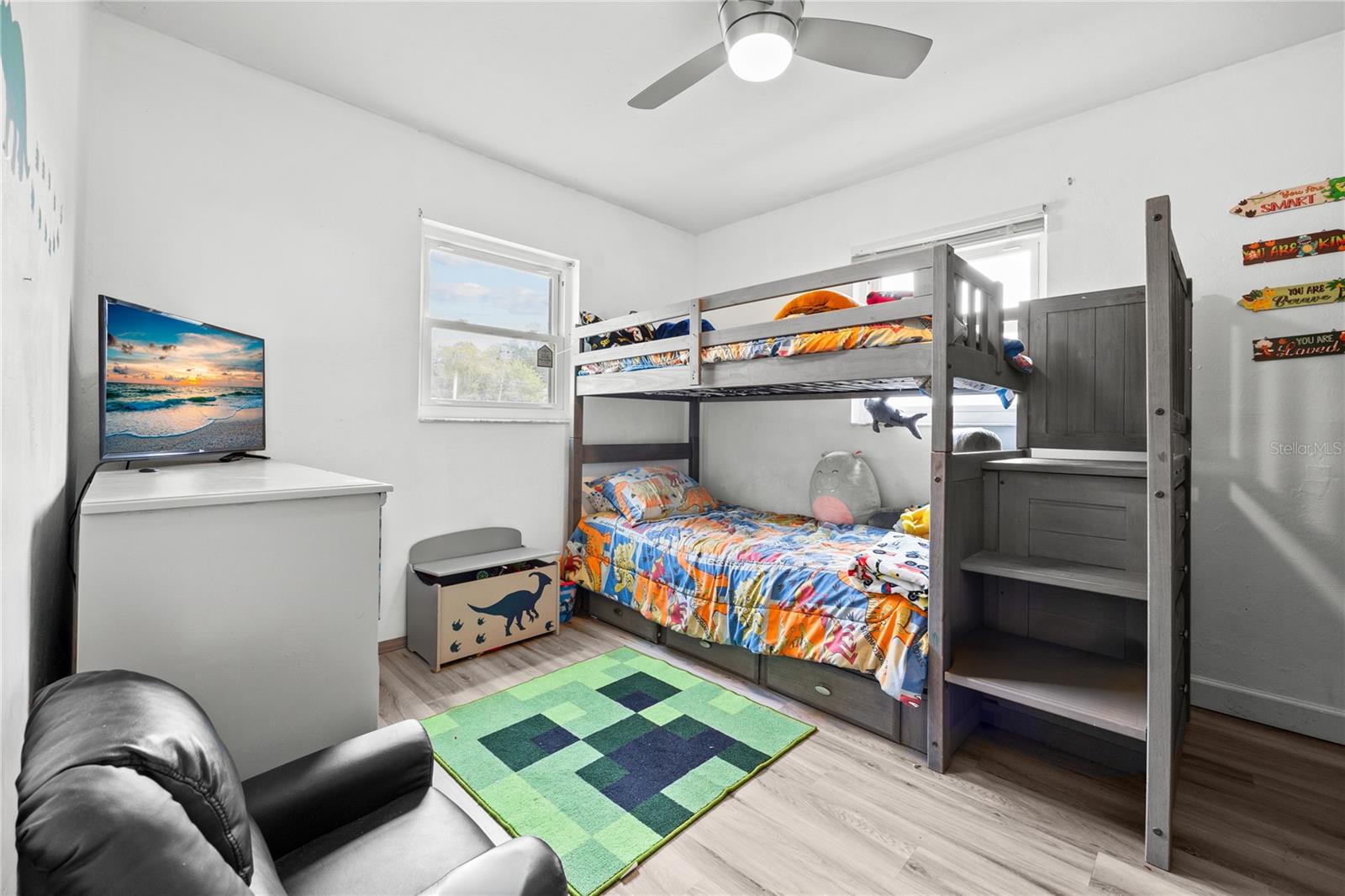 ALACHUA REALTY CO ADD TO ALACHUA - Residential