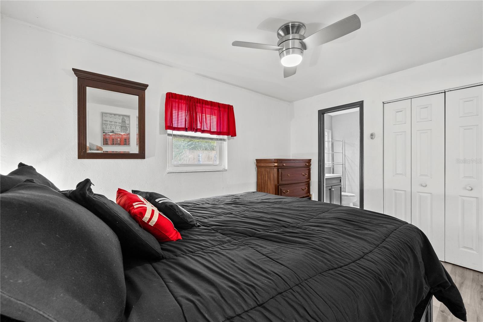 ALACHUA REALTY CO ADD TO ALACHUA - Residential