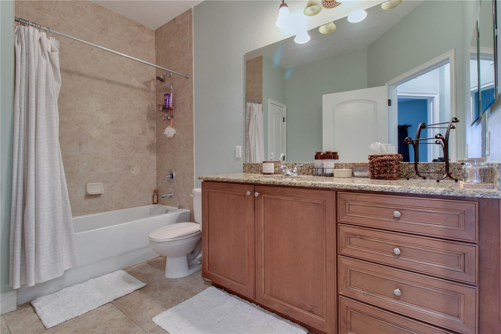 WINDWARD/LK CONWAY CONDO - Residential Lease