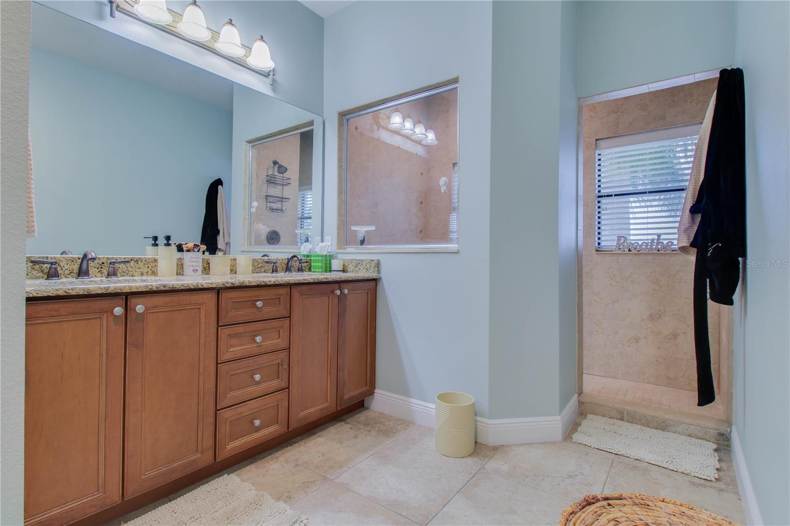 WINDWARD/LK CONWAY CONDO - Residential Lease