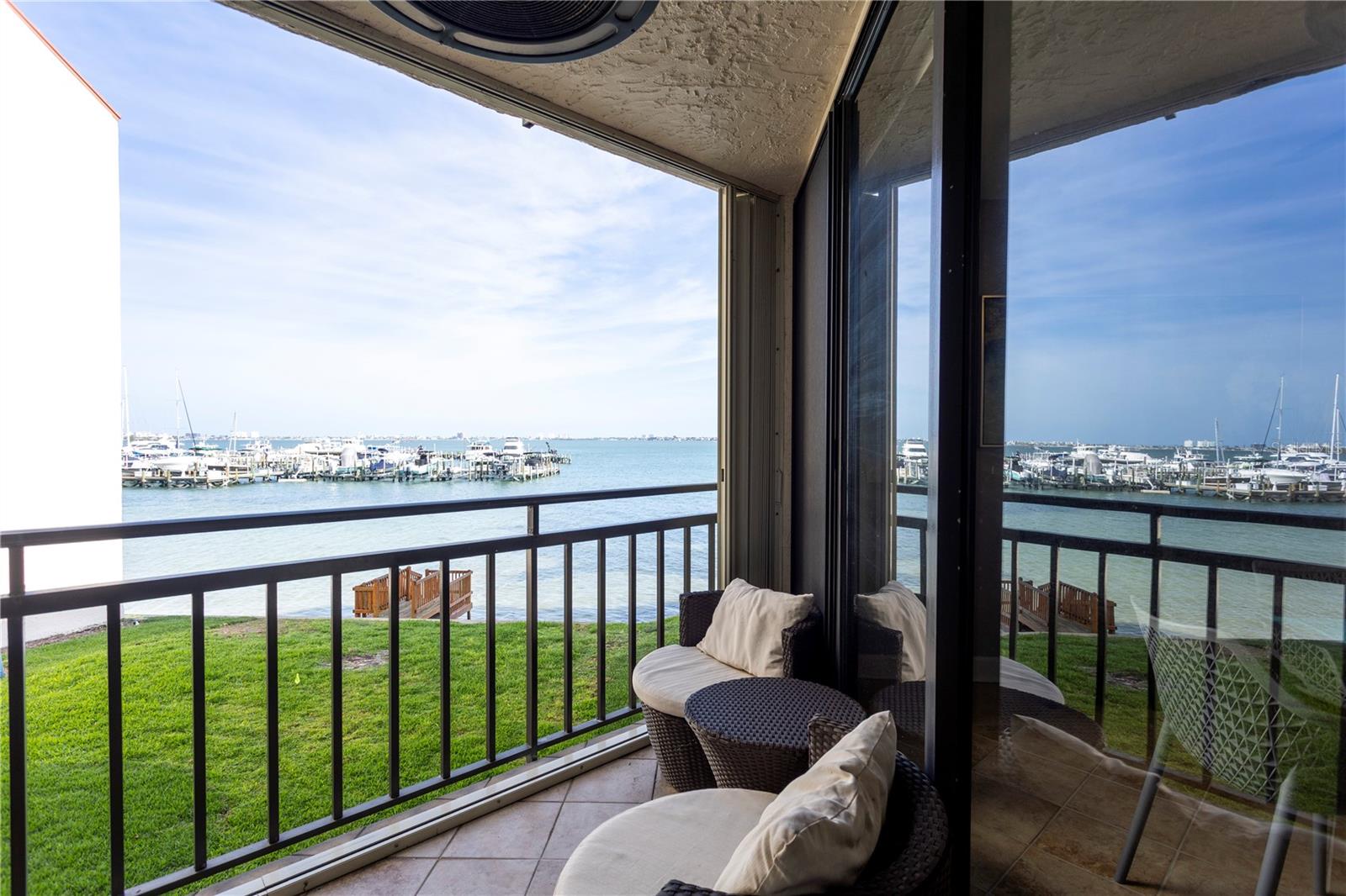 LA PUERTA DEL SOL CONDO - Residential