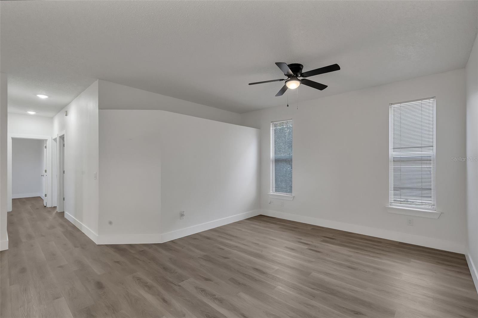 PEMBROOKE - Residential