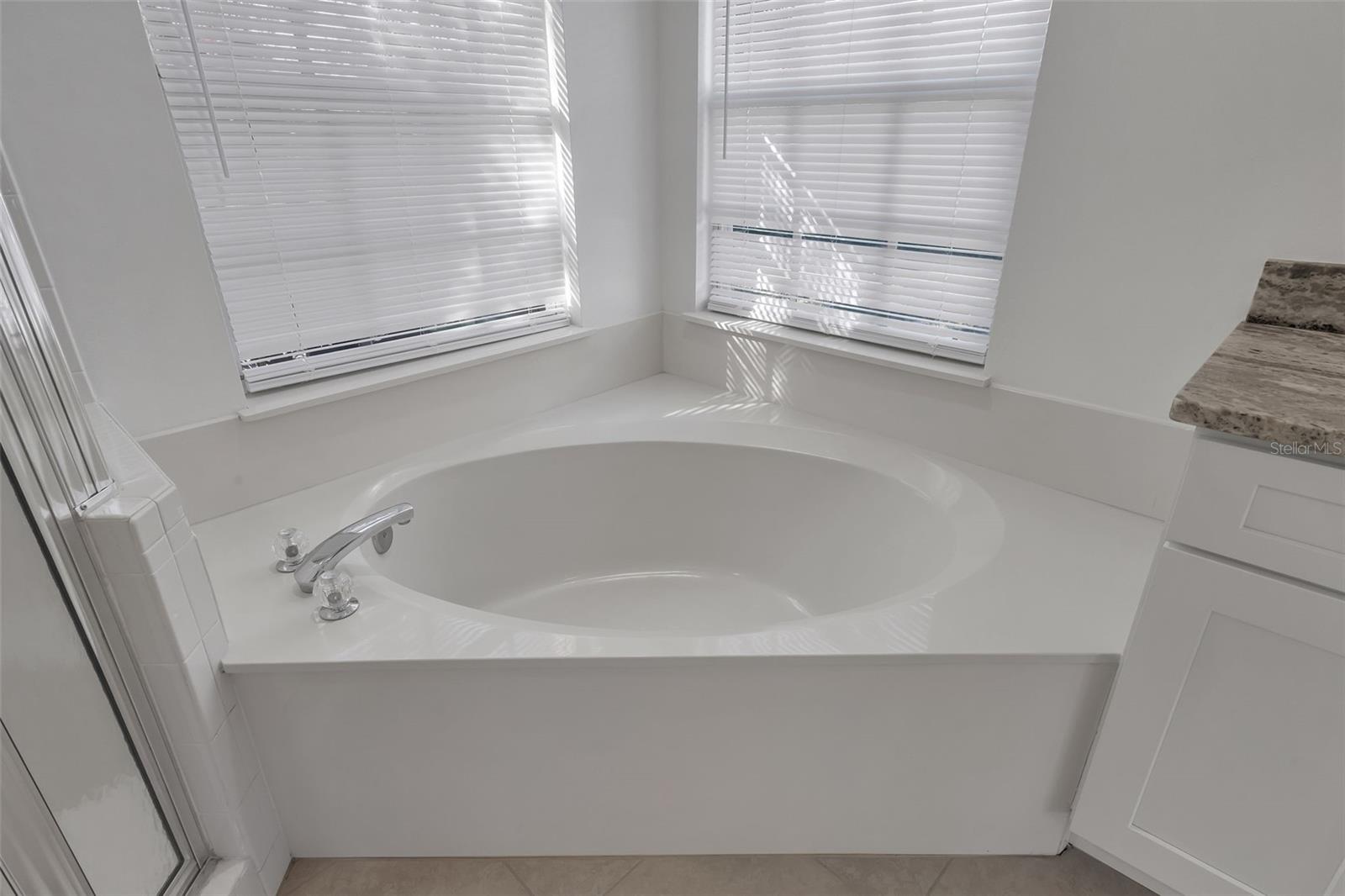 PEMBROOKE - Residential