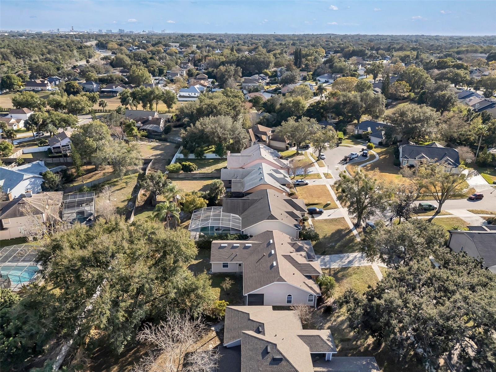 PEMBROOKE - Residential