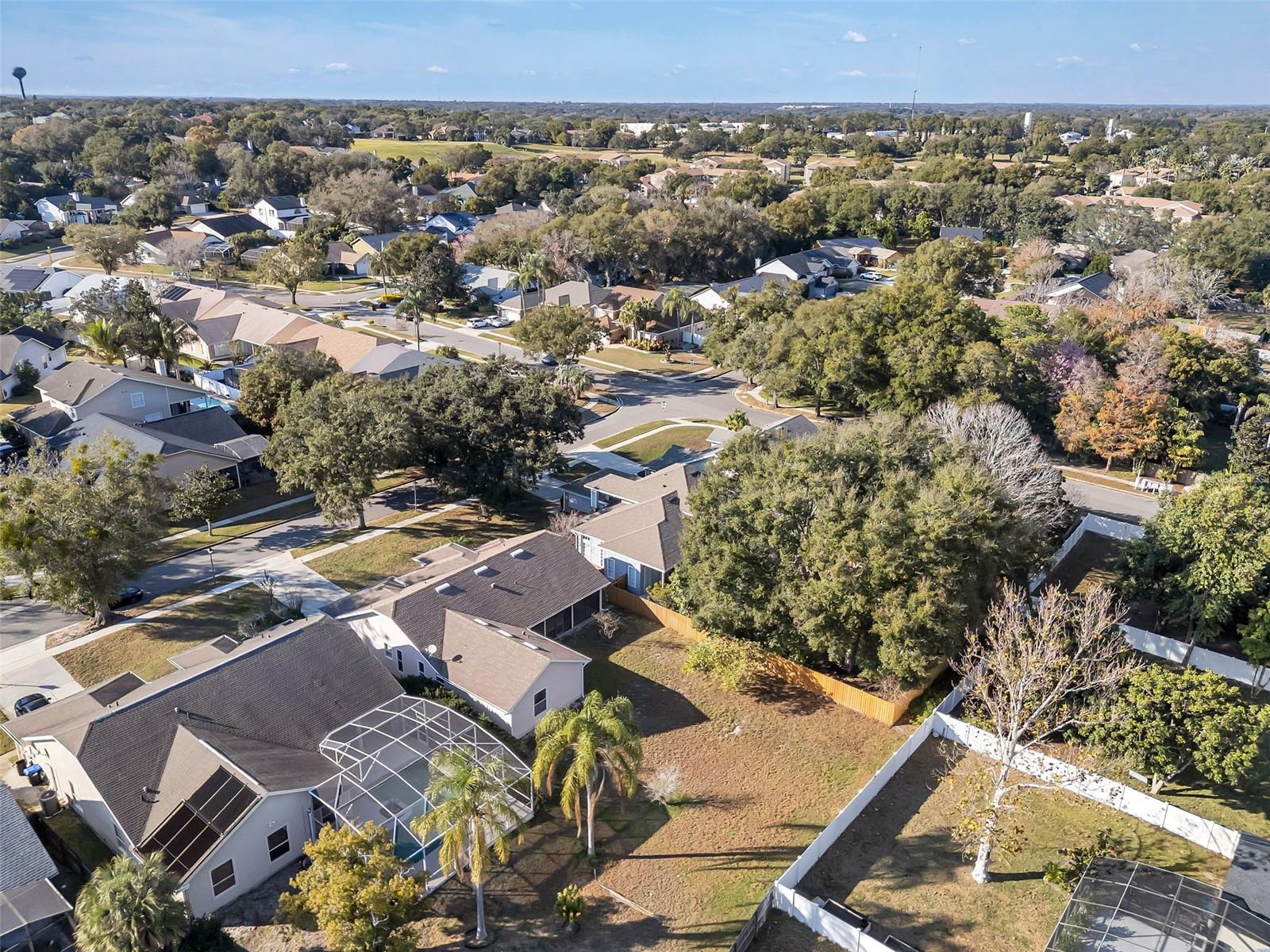 PEMBROOKE - Residential