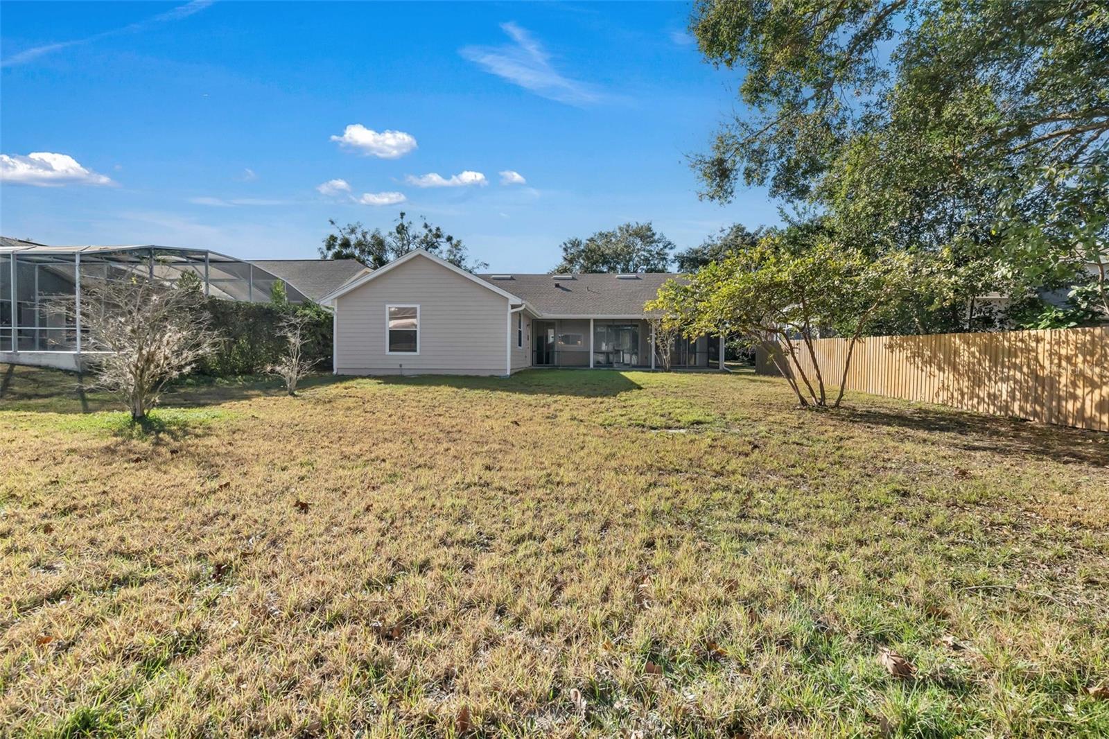 PEMBROOKE - Residential