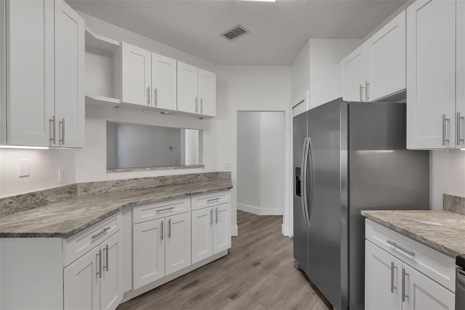 PEMBROOKE - Residential