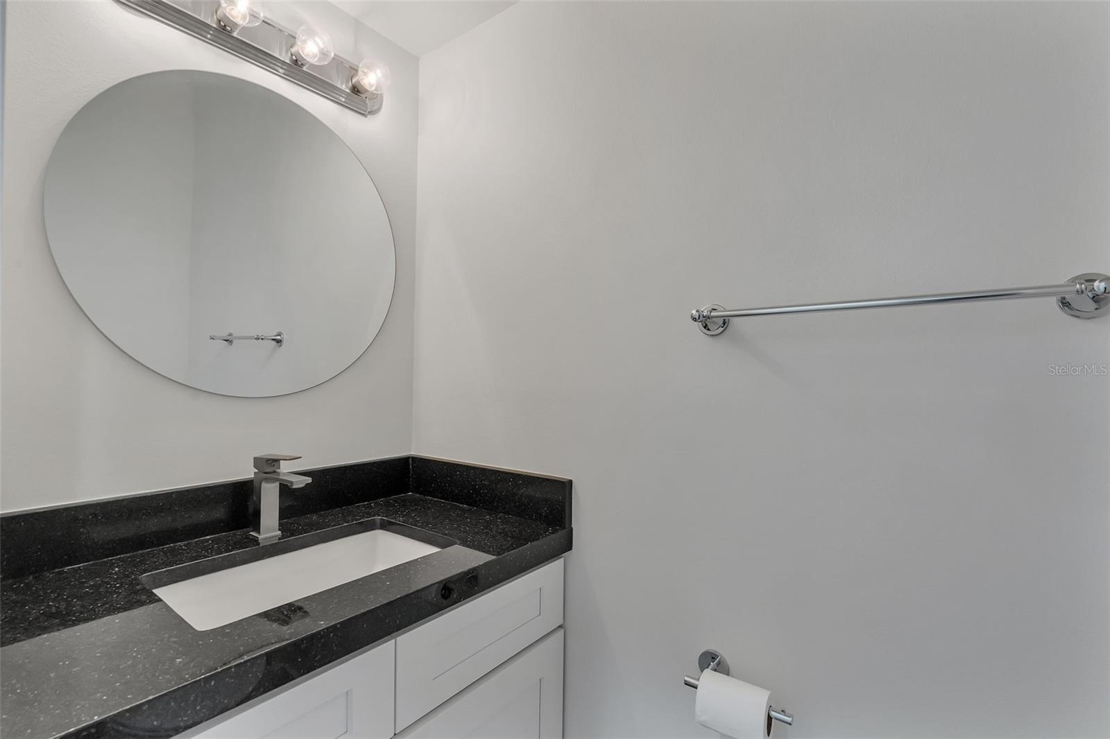 PEMBROOKE - Residential