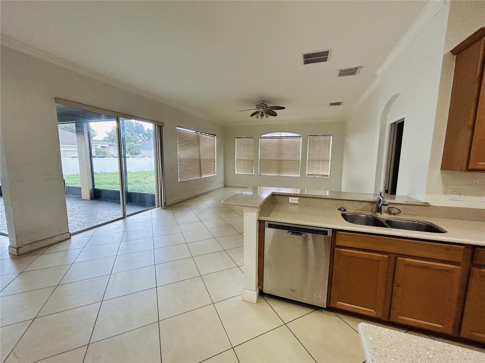 1642 CHANDELLE LANE