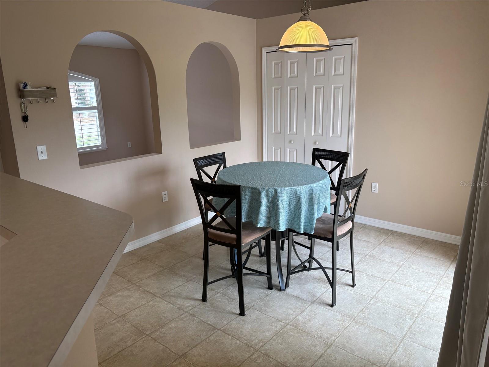 QUEENS COVE PH 04 - Residential