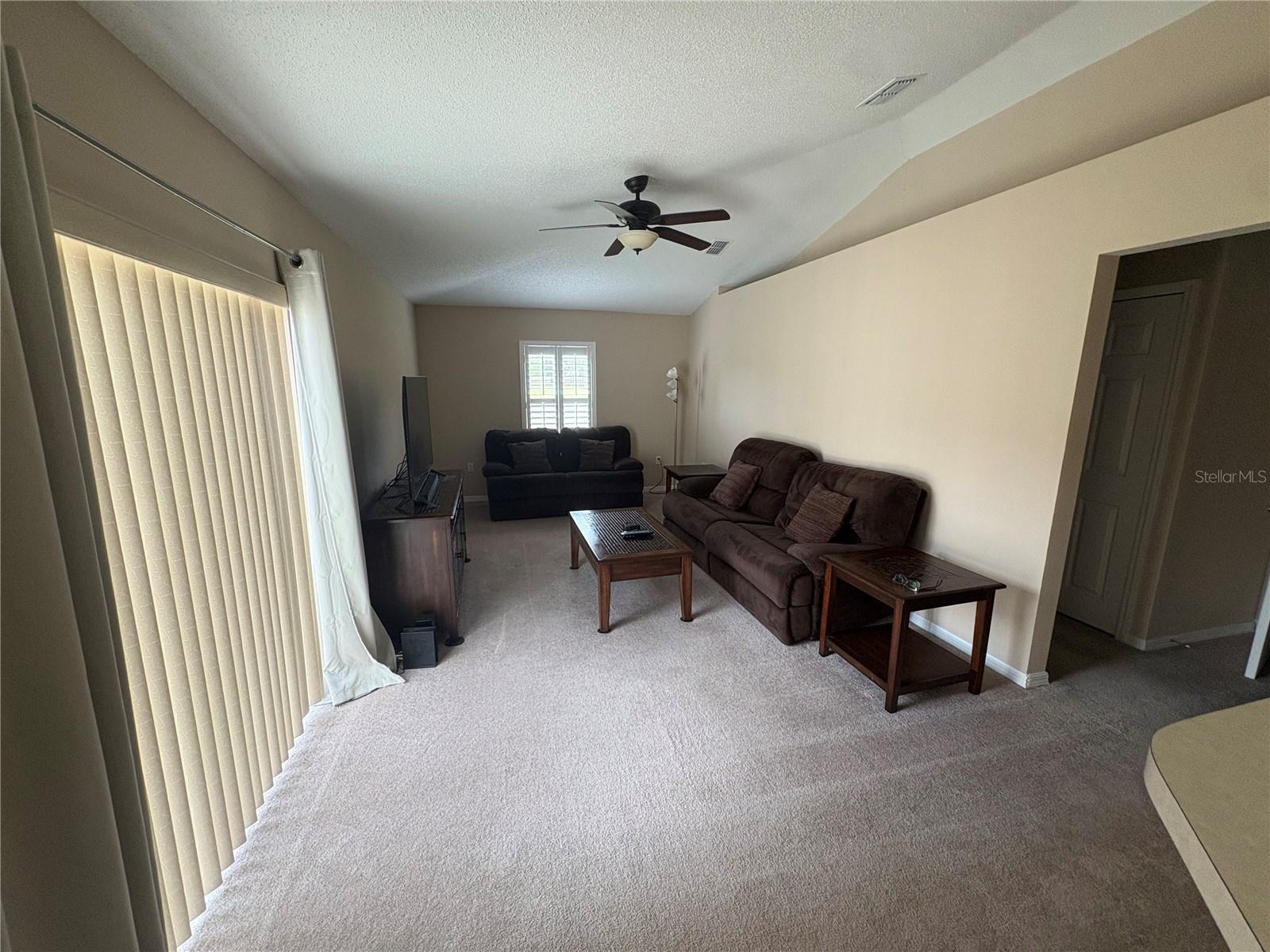 QUEENS COVE PH 04 - Residential