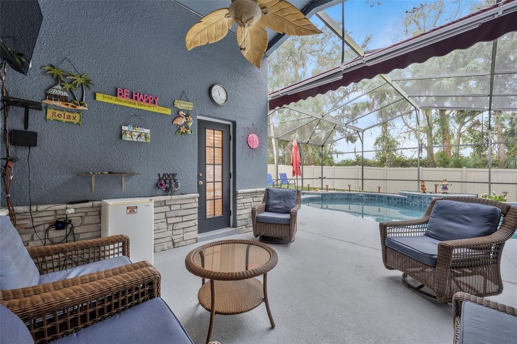 Photo of 286 Tavestock Loop, Winter Springs, FL 32708 (MLS # O6364563)