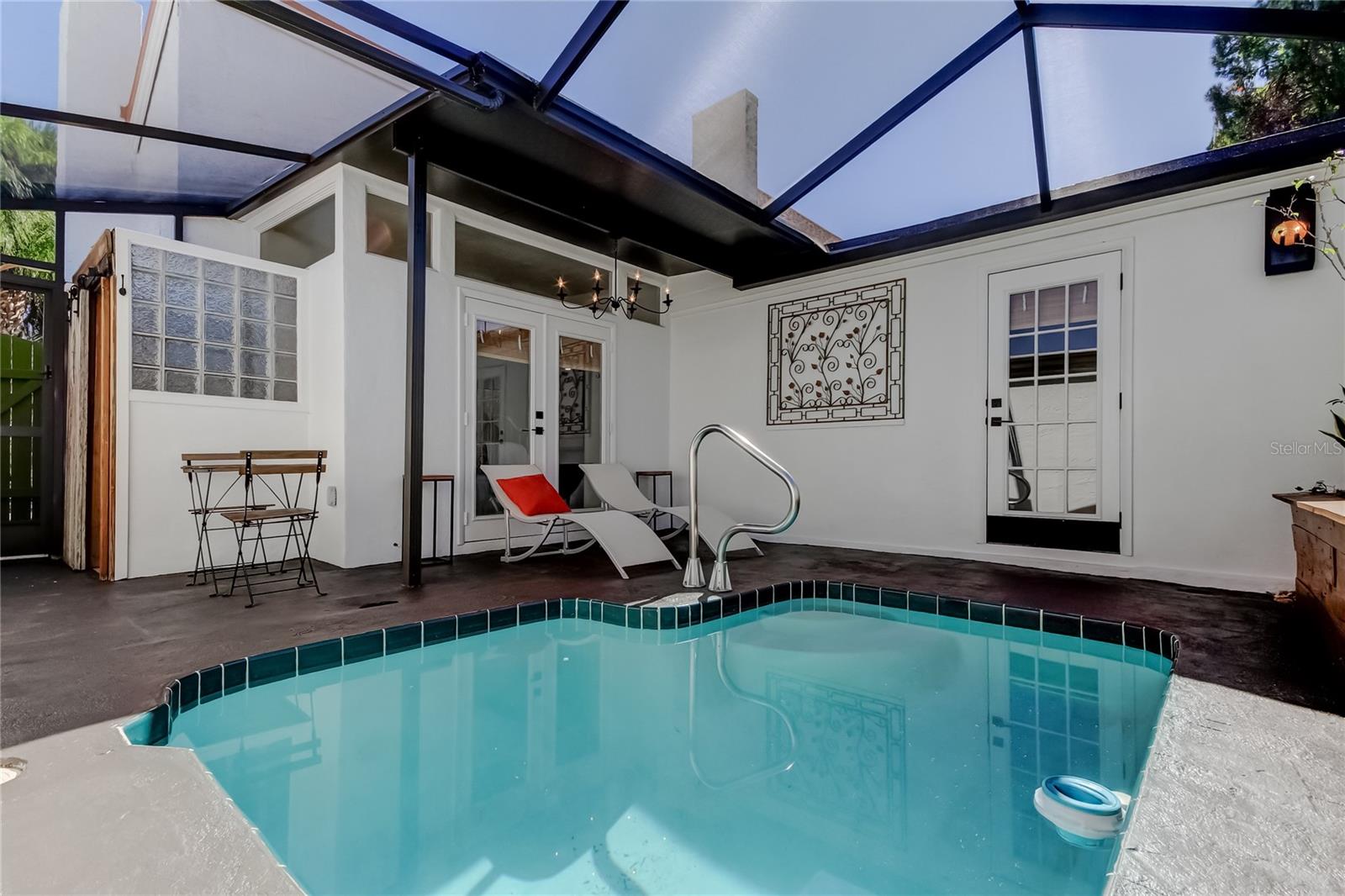 BEACON WOODS VILLAGE - Residential