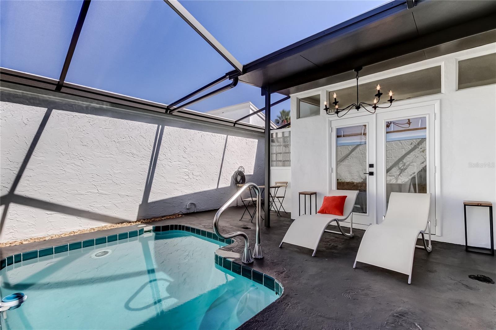 BEACON WOODS VILLAGE - Residential