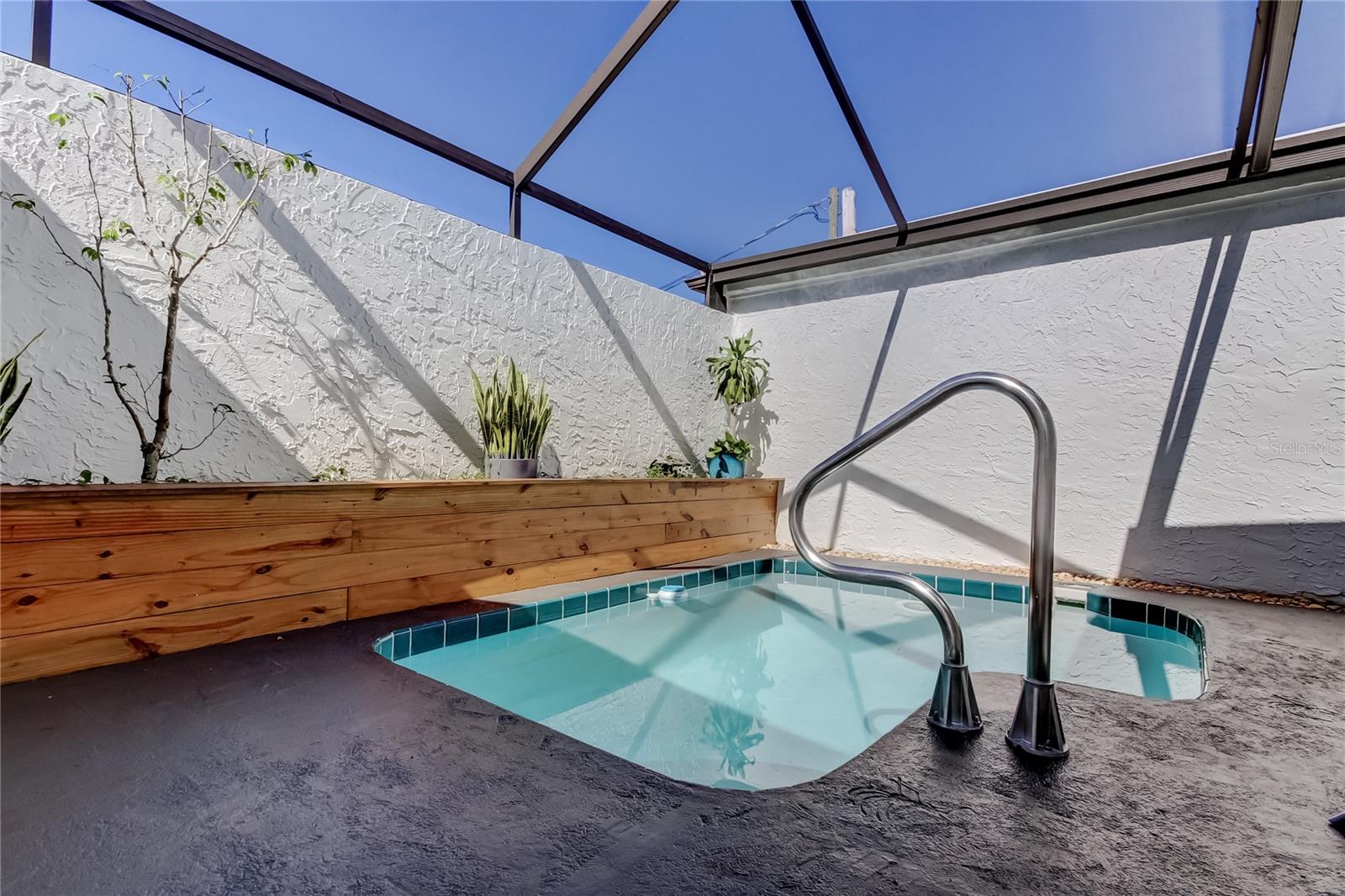 BEACON WOODS VILLAGE - Residential