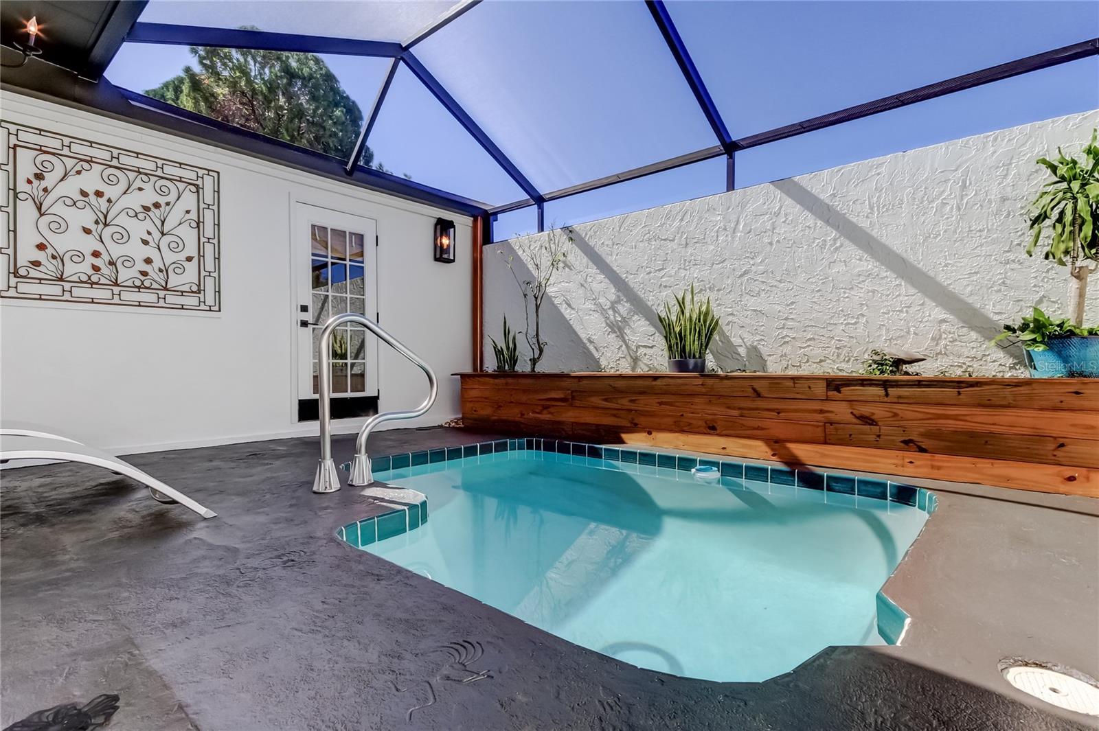 BEACON WOODS VILLAGE - Residential