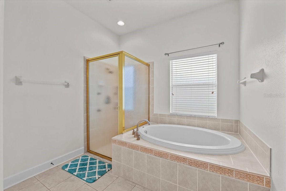 SILVER RIDGE - Residential