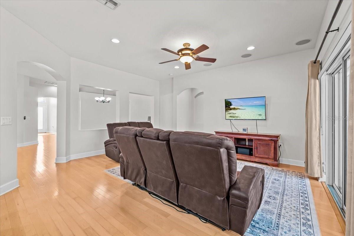 SILVER RIDGE - Residential