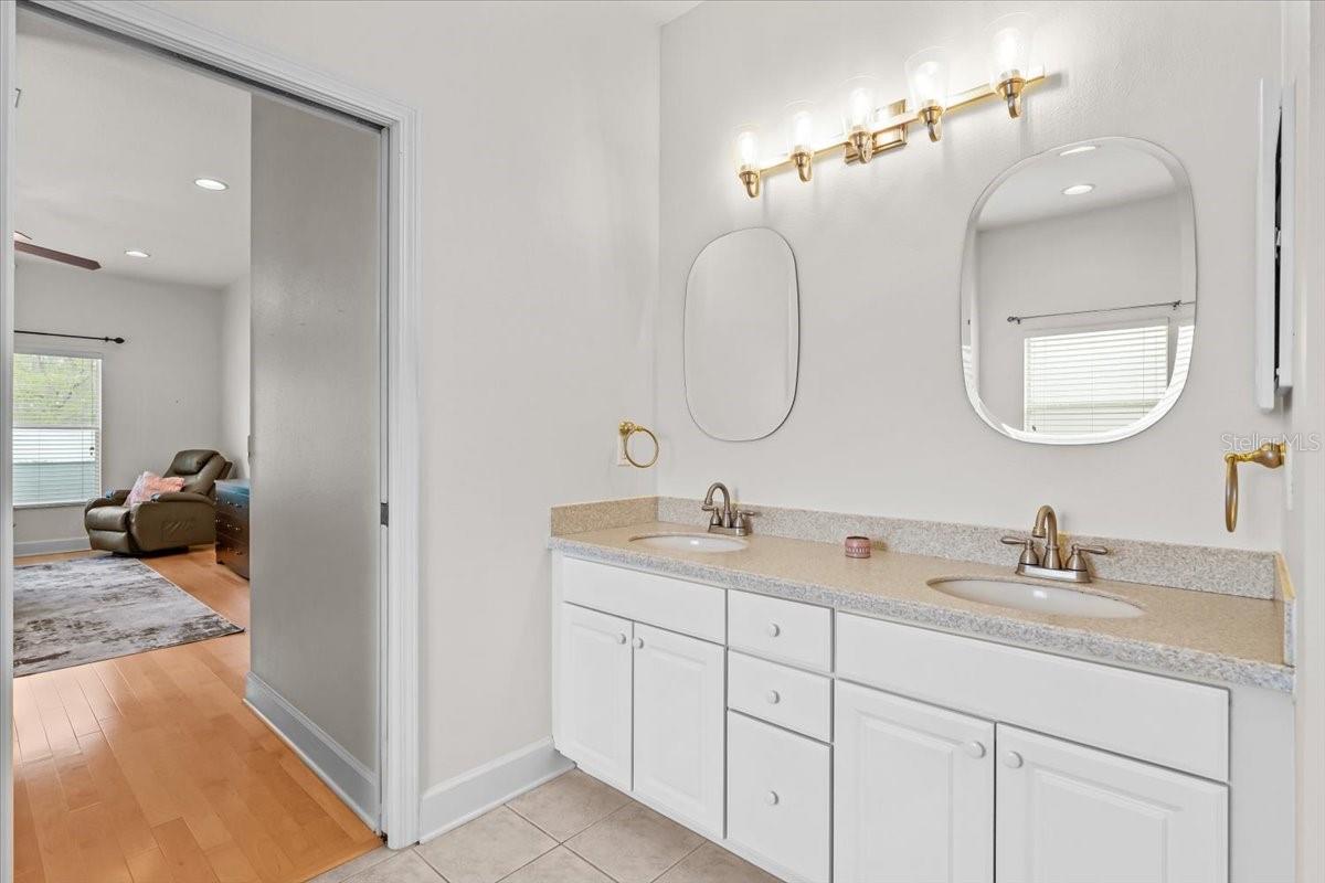 SILVER RIDGE - Residential