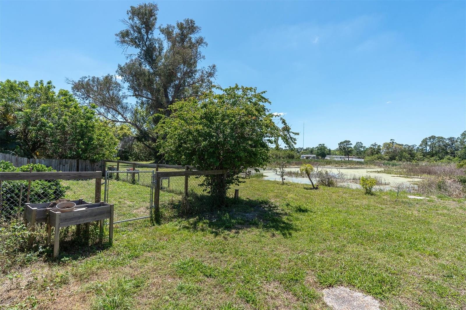 BEACON SQUARE - Residential