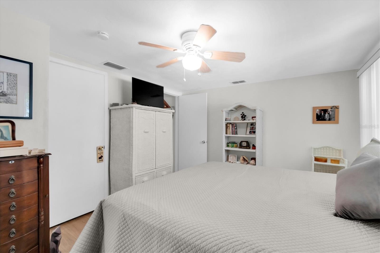 BEACON SQUARE - Residential