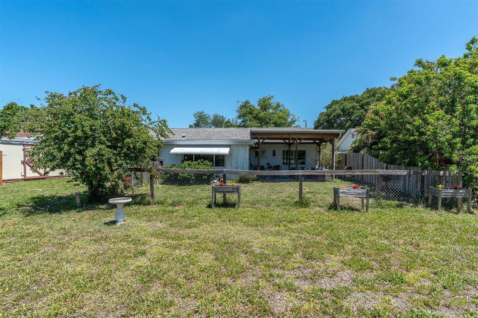 BEACON SQUARE - Residential