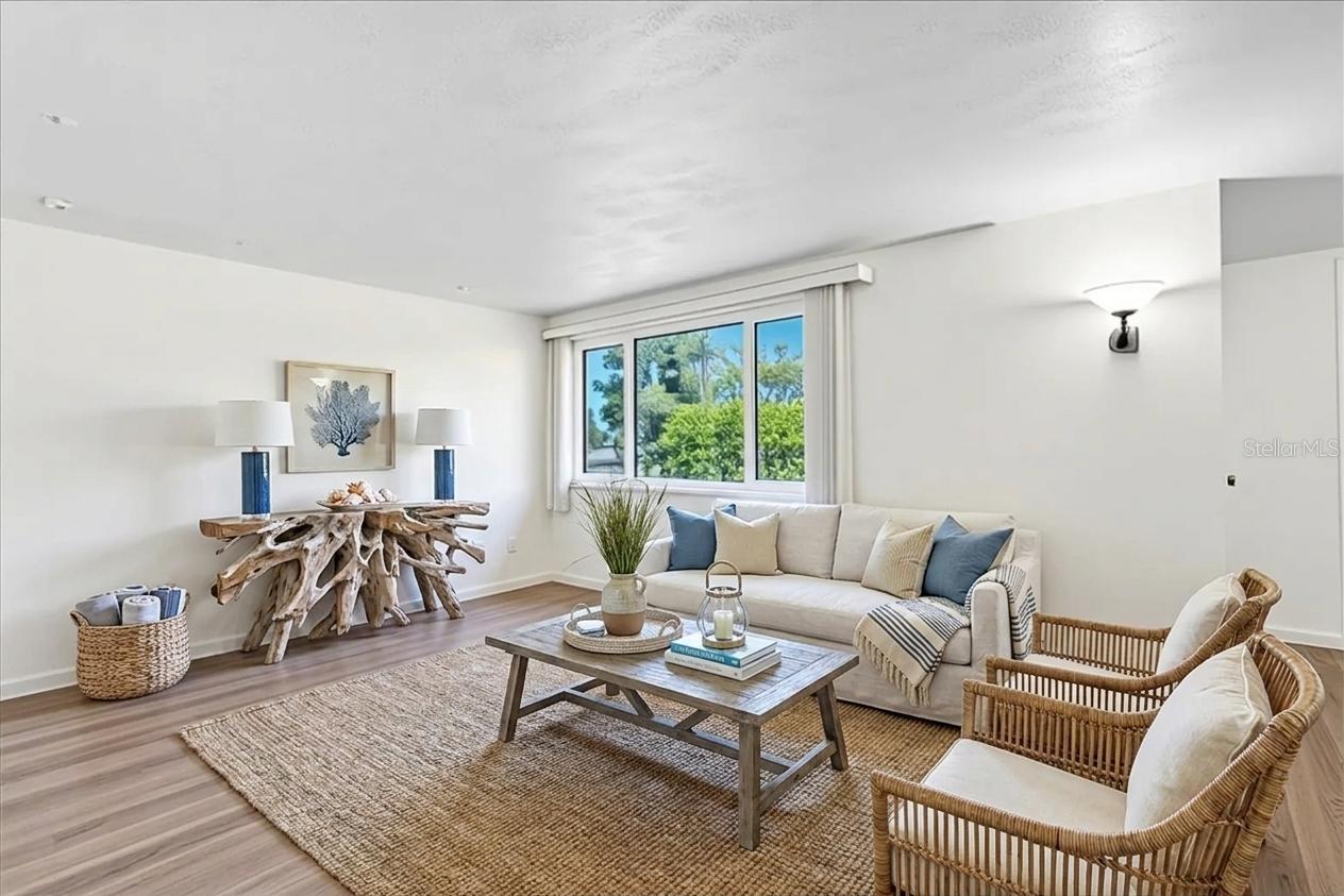 BEACON SQUARE - Residential