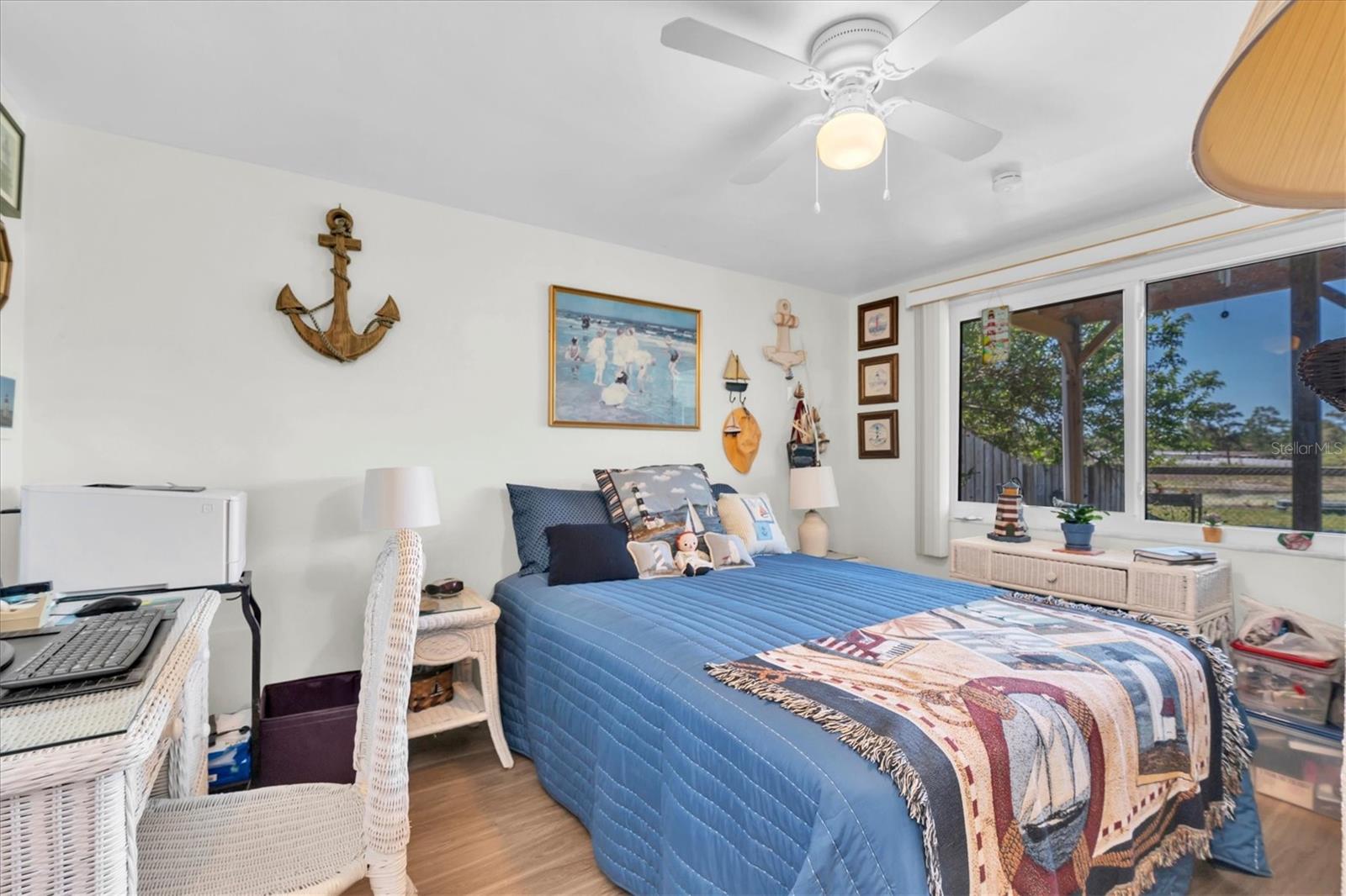 BEACON SQUARE - Residential