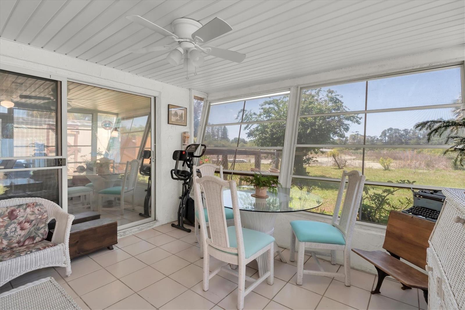 BEACON SQUARE - Residential