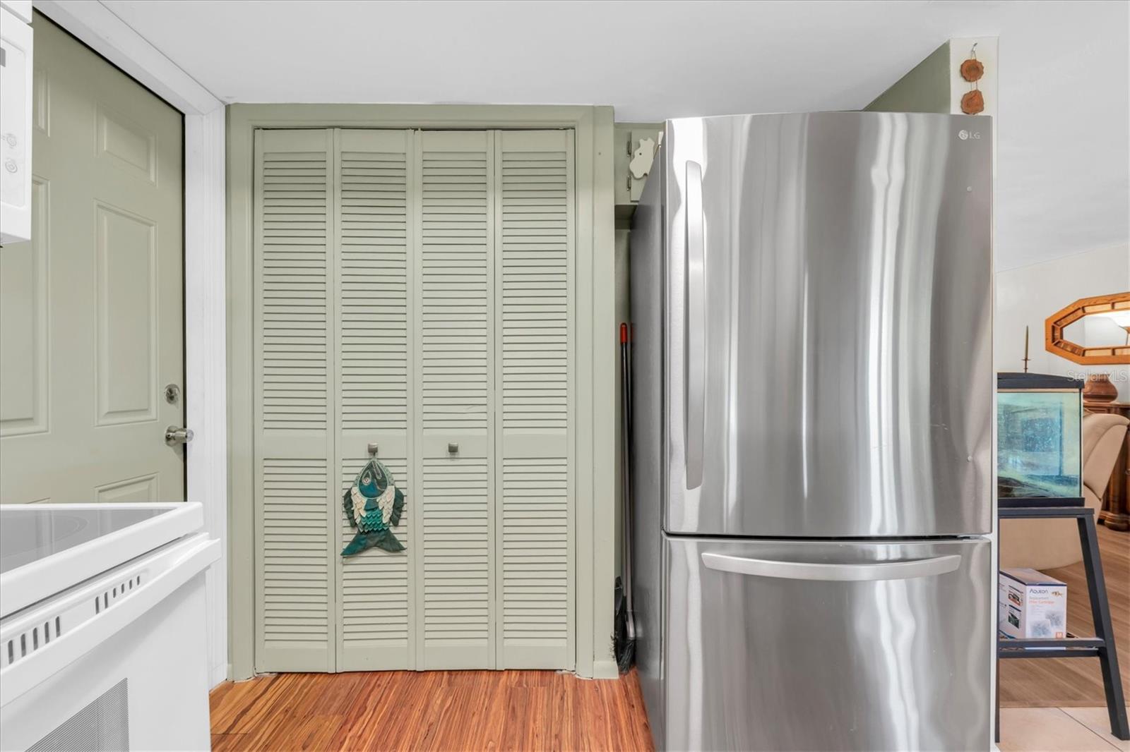 BEACON SQUARE - Residential