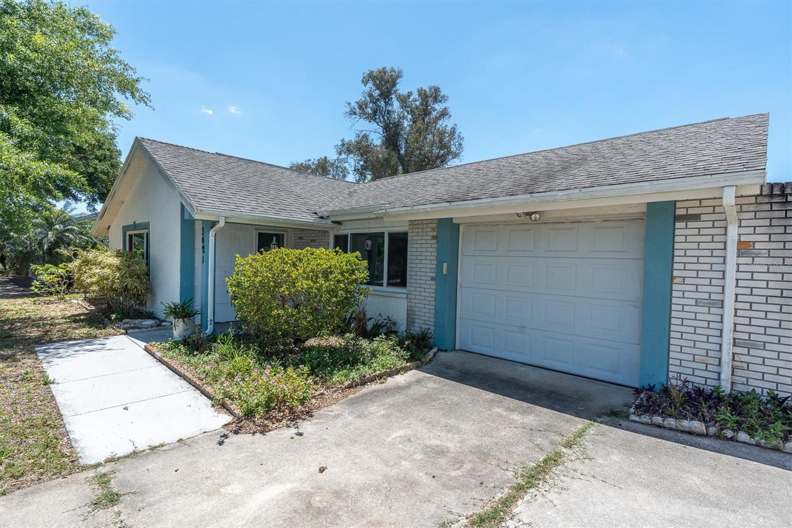 BEACON SQUARE - Residential