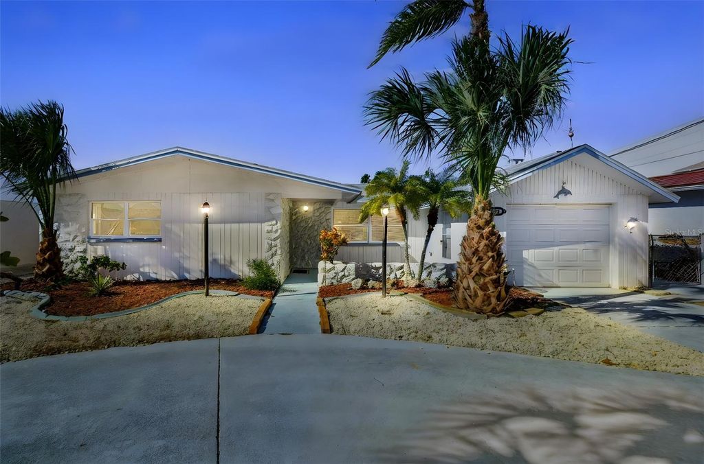 Photo of 13711 Allyn Drive, Hudson, FL 34667 (MLS # TB8446389)