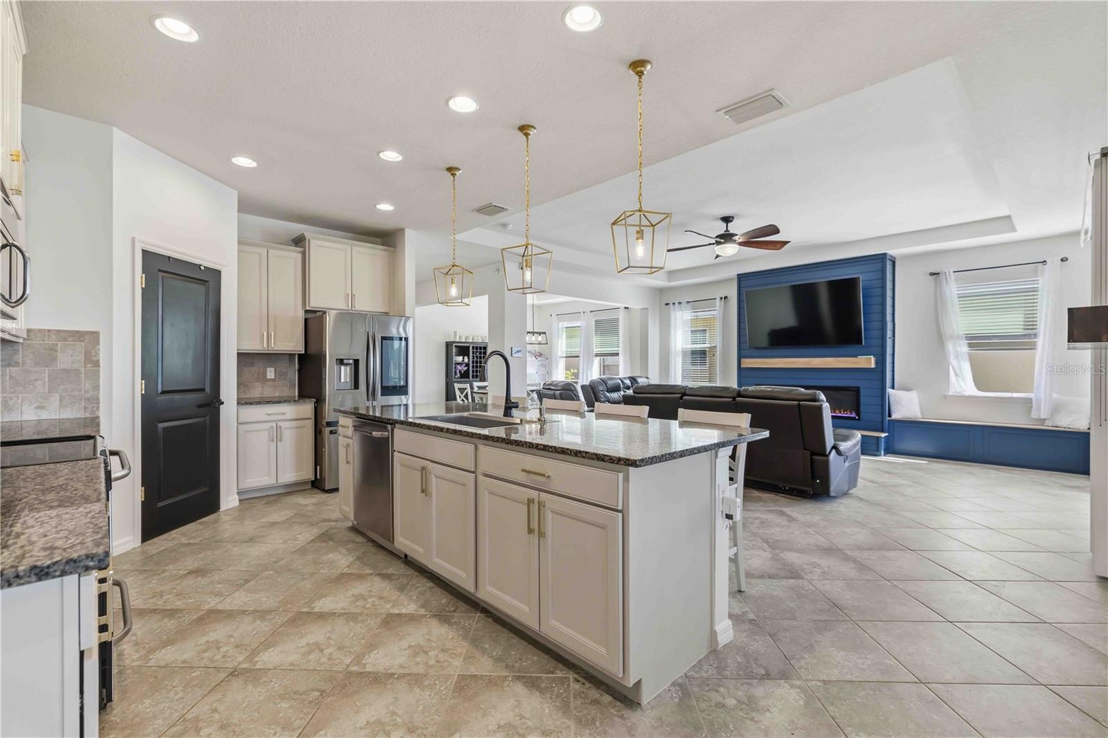 DEL TIERRA PHASE II - Residential